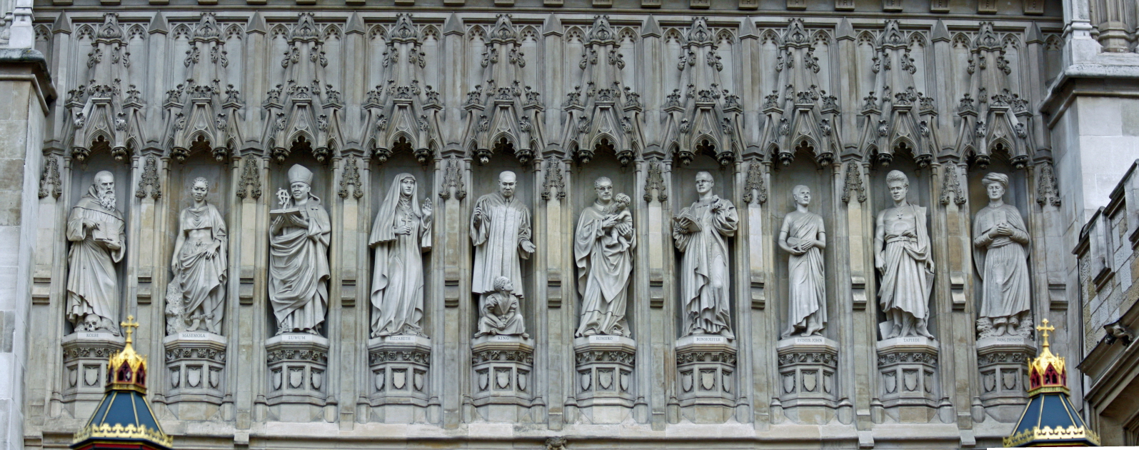 Westminster_Abbey_martyrs_stitch_c